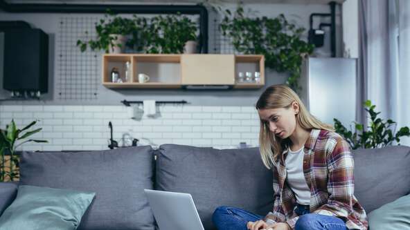 Explore free and low-cost grief support options, including online forums, 24/7 hotlines, and affordable counseling. Find help today.