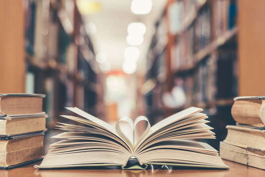 SL Book lover.jpg