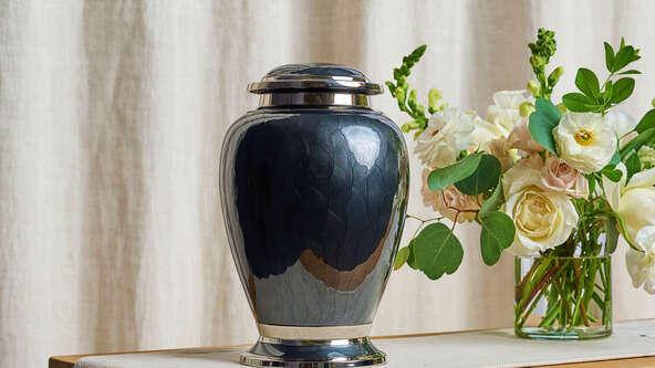 Learn what to expect when receiving cremated remains, from their weight and volume to their color and texture – plus options for honoring ashes in meaningful ways.
