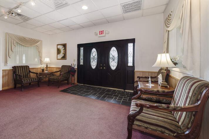 Akin Davis Funeral Home Clewiston, interior