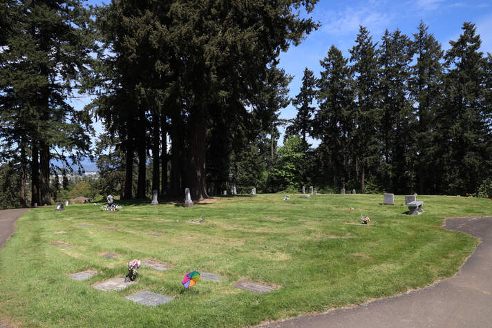 Mt. Calvary Cemetery, gardens