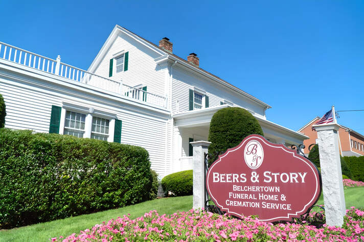 Beers and Story Belchertown, exterior