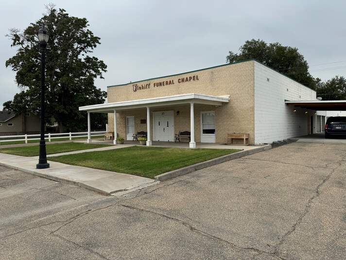 Flahiff Funeral Chapel in Homedale, Exterior