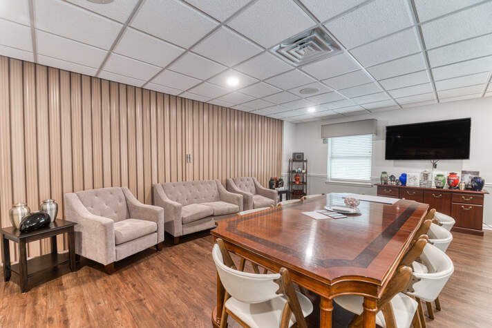 Cesarz, Charapata & Zinnecker Funeral Home, interior