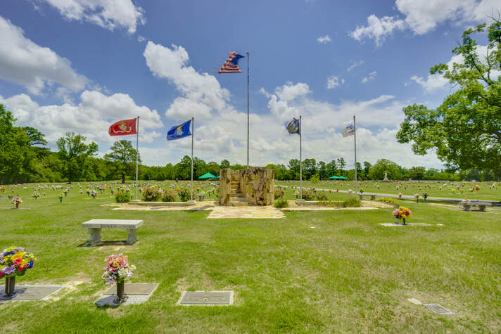 Glen Haven Memorial Gardens, lawn