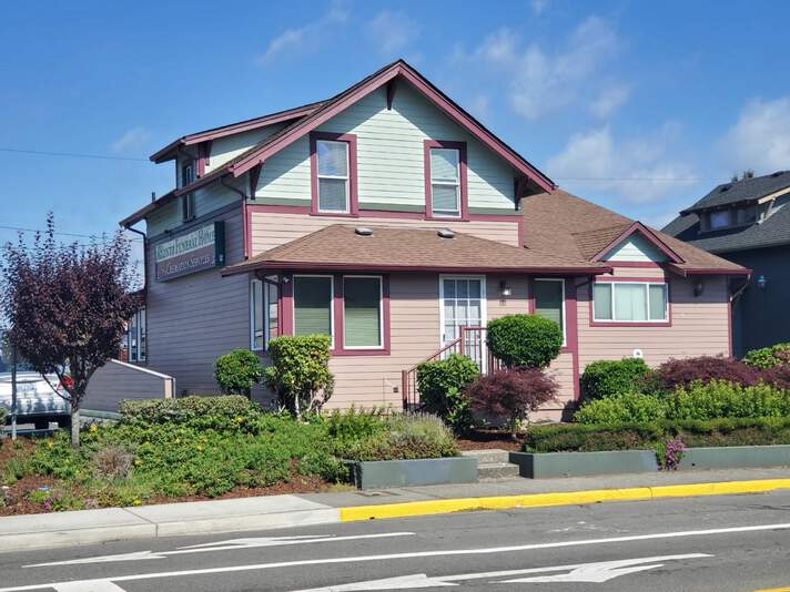 Klontz Funeral Home exterior