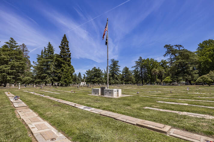 Chico Cemetery, lawns