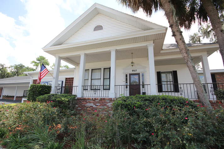 Hiers-Baxley Funeral Home Exterior