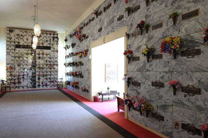 Springfield Memorial Funeral Home, mausoleum