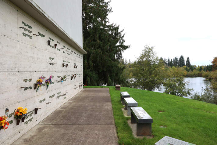 Photo of Valley Memorial Park in Hillsboro, Oregon, mausoleum exterior