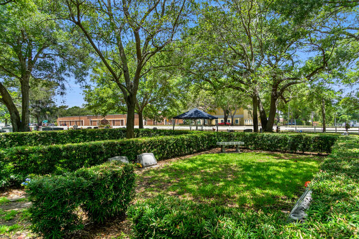 Sunnyside Cemetery