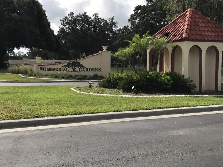 Venice Memorial Gardens, building