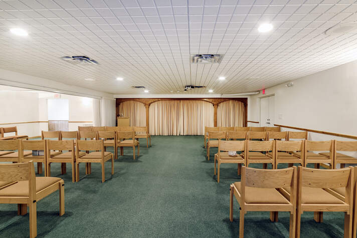 Akin Davis Funeral Home Fort Myers, chapel