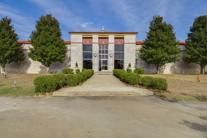 Greenlawn Memorial Park, mausoleum