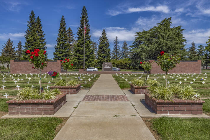 Glen Oaks Memorial Park, gardens
