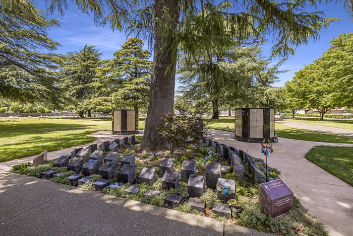 Chico Cemetery, gardens