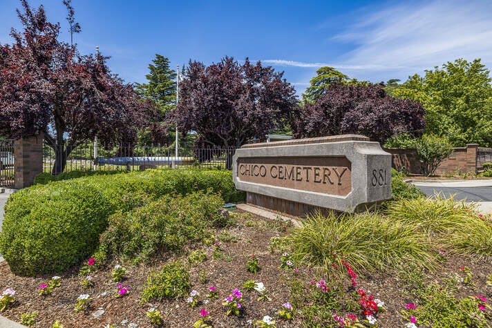 Chico Cemetery, sign