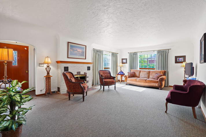Accent Funeral Home Interior