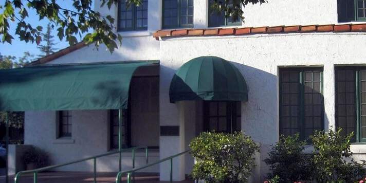 Brusie Funeral Home, exterior