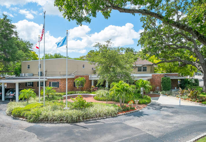 Anderson McQueen Funeral Home Exterior